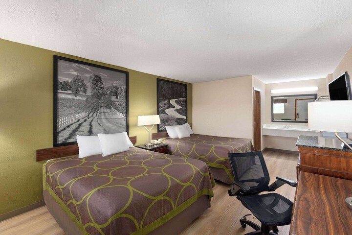 Room 25 of 26