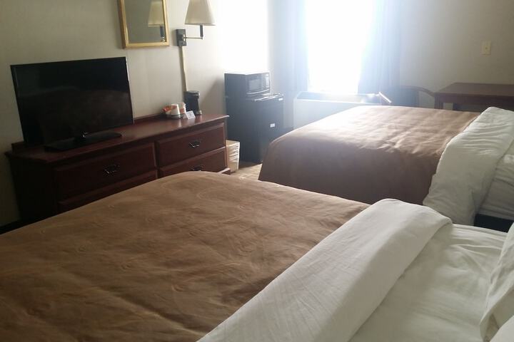 Room 25 of 75