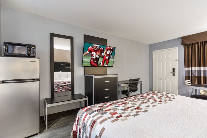 Red Roof Inn & Suites Athens AL