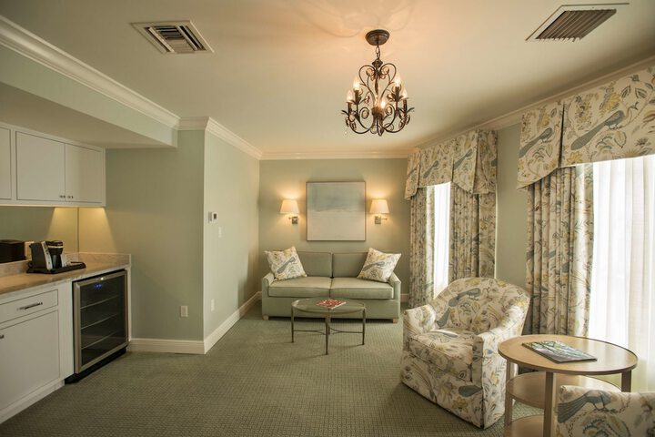 Room 29 of 38