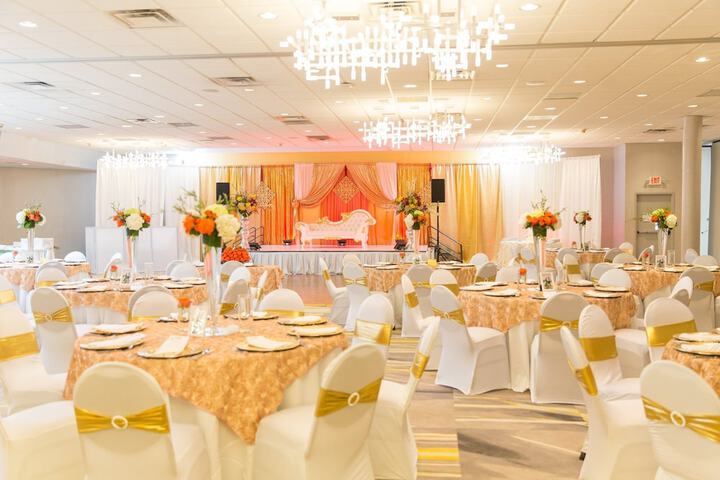 Ballroom/Hall 51 of 58