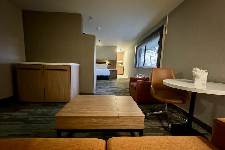 Room 25 of 44