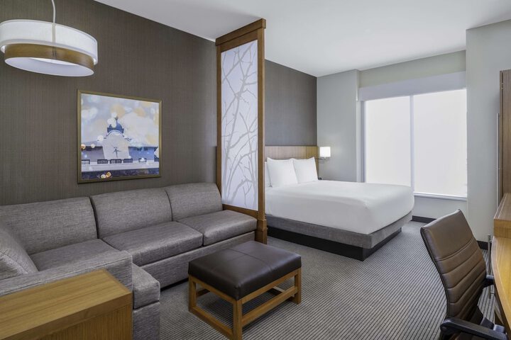 Room 14 of 52
