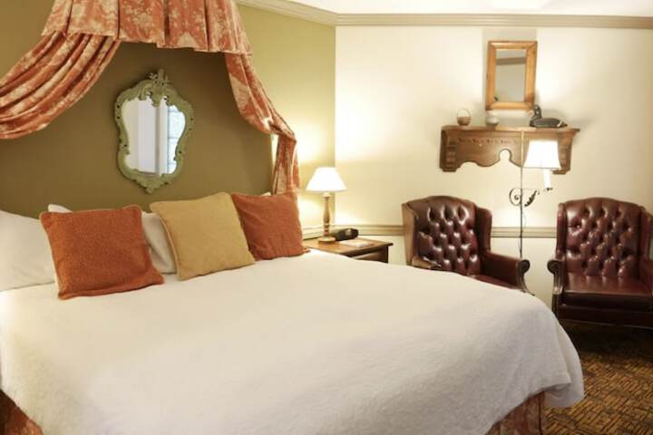 Room 16 of 42
