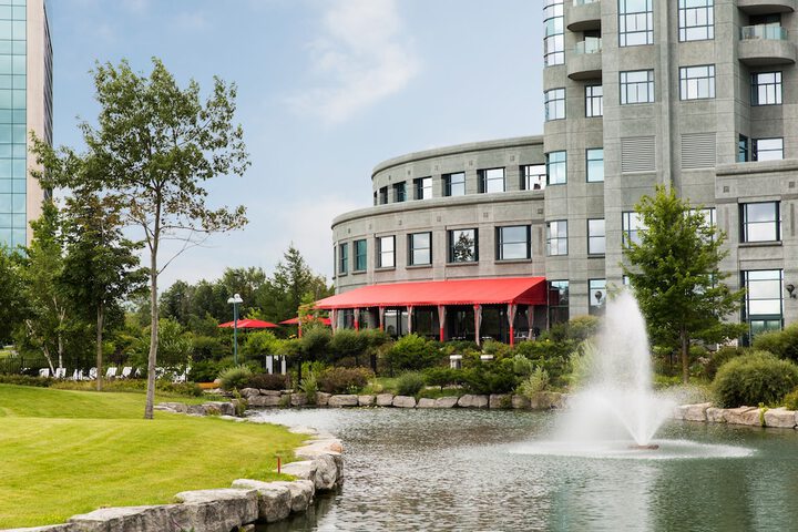 Hotel Exterior 42 of 47