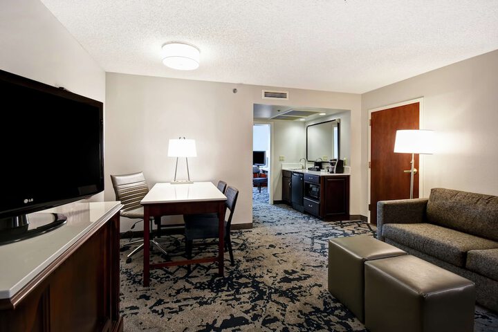 Embassy Suites by Hilton Montgomery Hotel & Conference Ctr