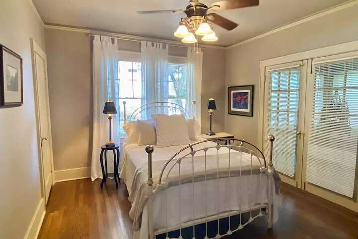 Room 13 of 66