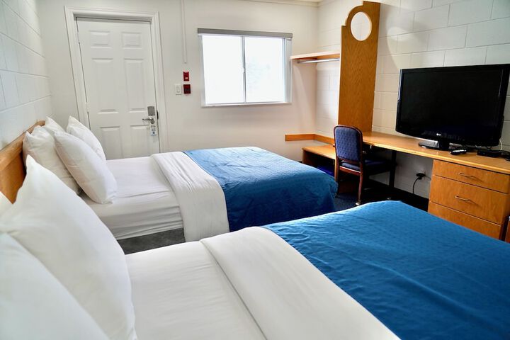 Room 16 of 23