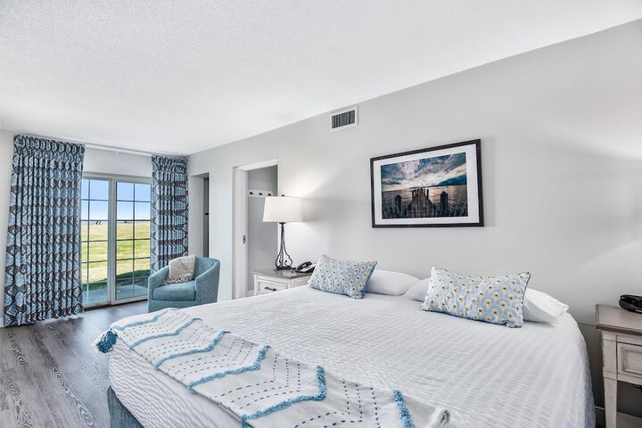 Room 9 of 23
