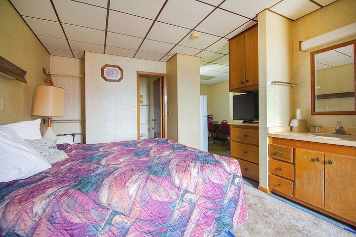 Room 56 of 65
