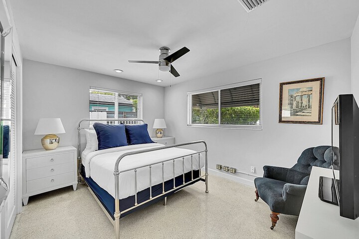 Inn on the Drive ( Adults Only)