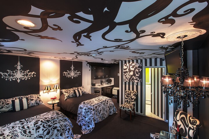 Room 36 of 168
