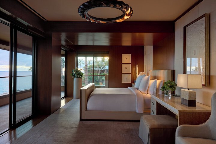Four Seasons Resort Lanai