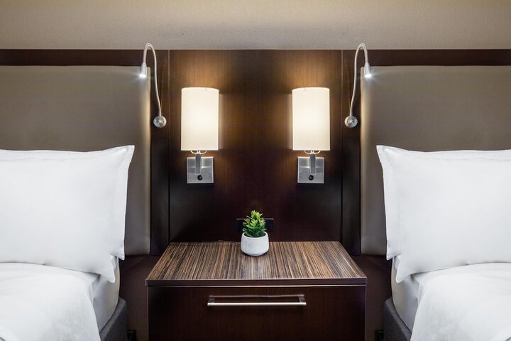 Room 45 of 71
