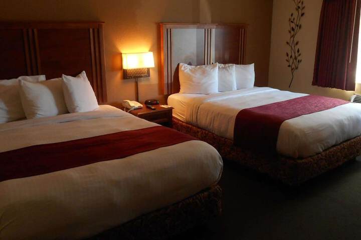 AmericInn by Wyndham McAlester