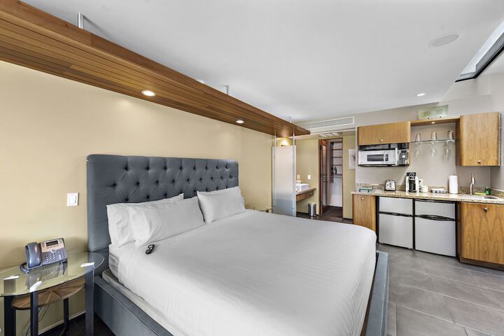 14 West Hotel