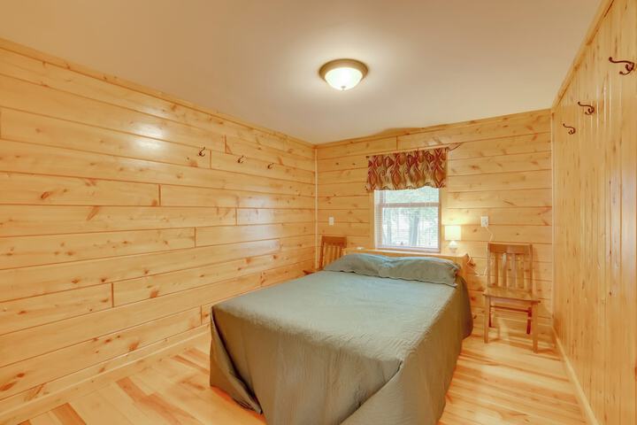 Lake Champlain Vacation Rental With Boat Dock!