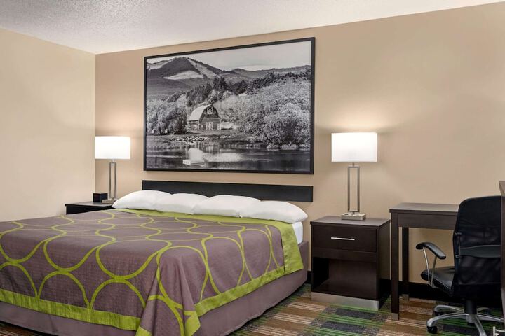 Room 18 of 45