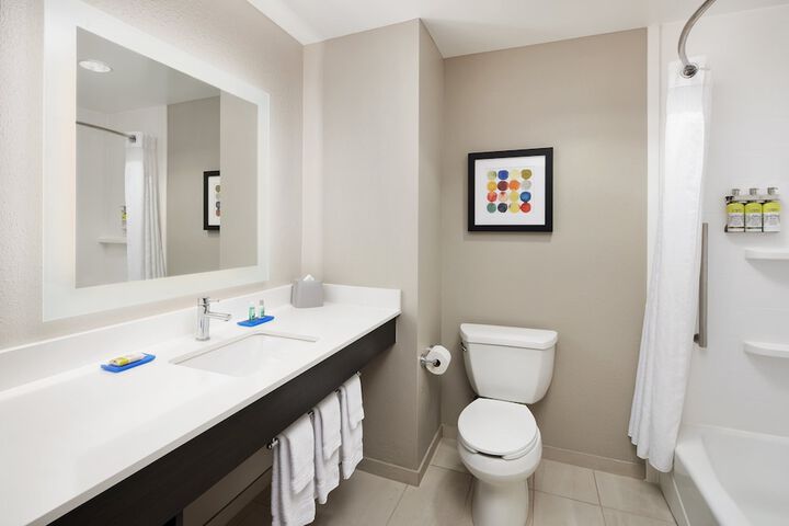 Holiday Inn Express & Suites Seymour by IHG