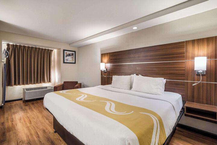 Room 20 of 37