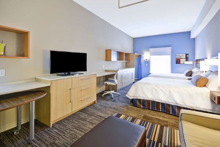 Room 25 of 58