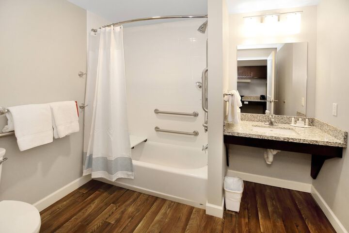 TownePlace Suites Grove City Mercer / Outlets