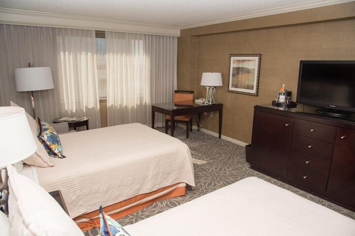Room 14 of 40