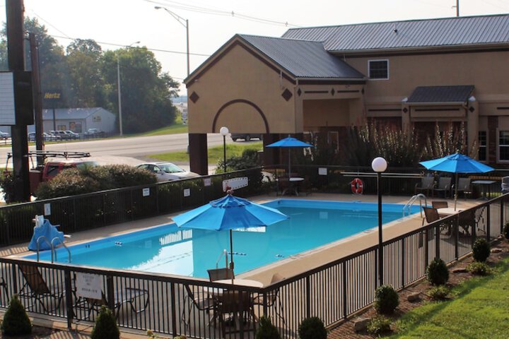 Bluegrass Inn