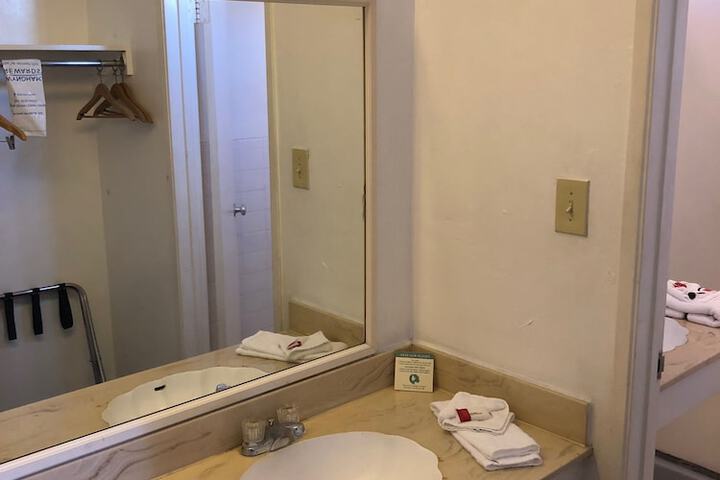 Room 19 of 26