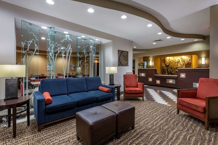 Hotel Interior 10 of 62