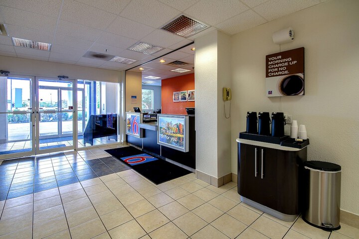 Hotel Interior 17 of 38