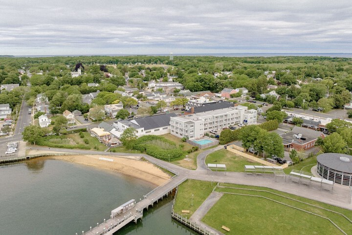 Hotel 5 of 87