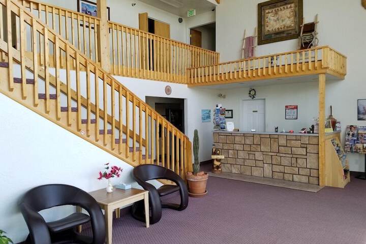 Mountain View Motor Inn LLC