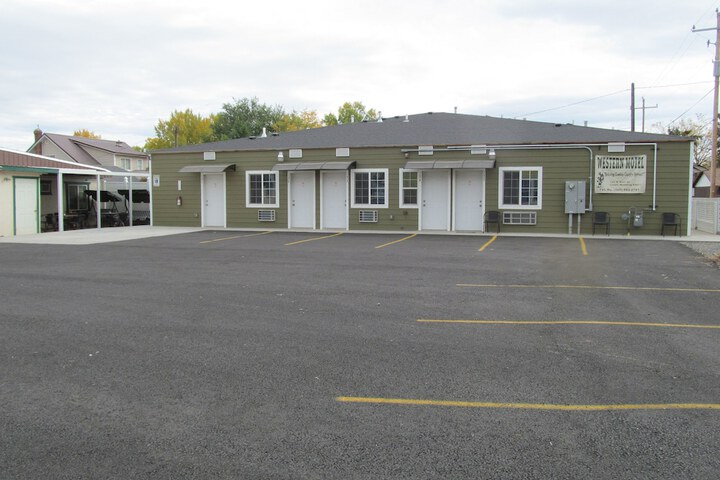 Western Motel