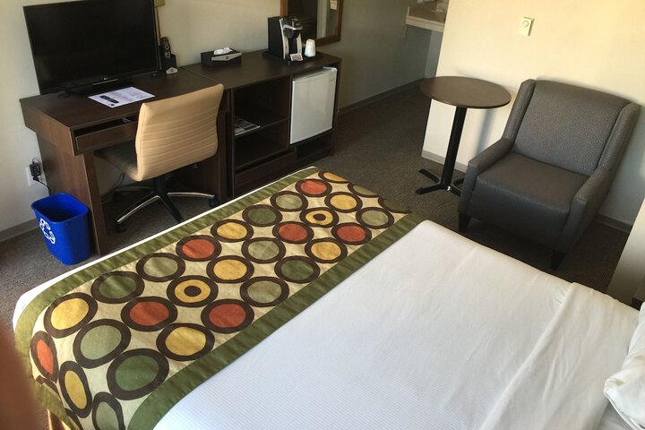 Room 26 of 43