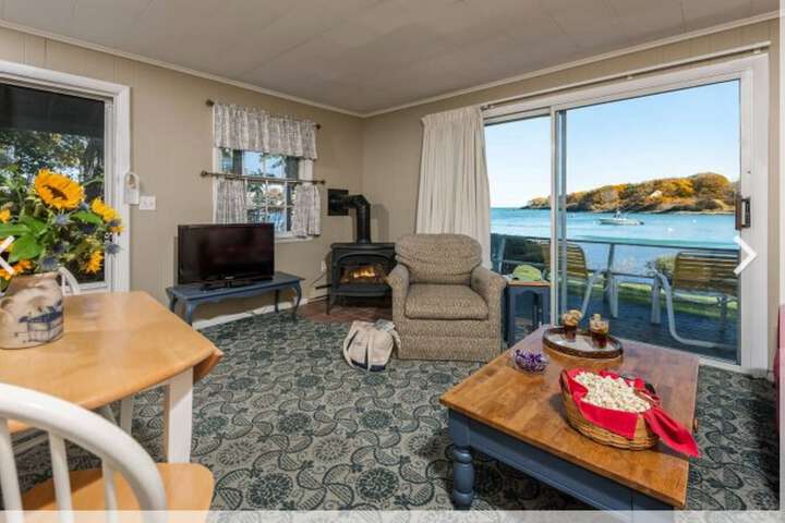 Dockside Guest Quarters & Restaurant