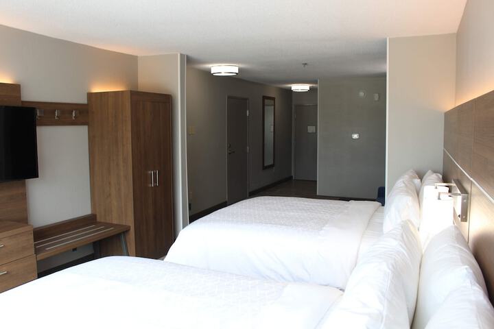 Holiday Inn Express & Suites Enterprise by IHG