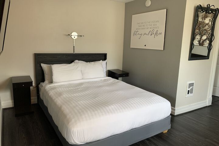Room 106 of 129