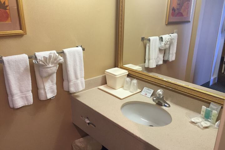 Room 21 of 53
