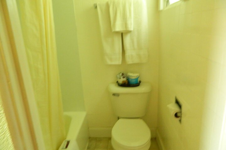 Room 48 of 89