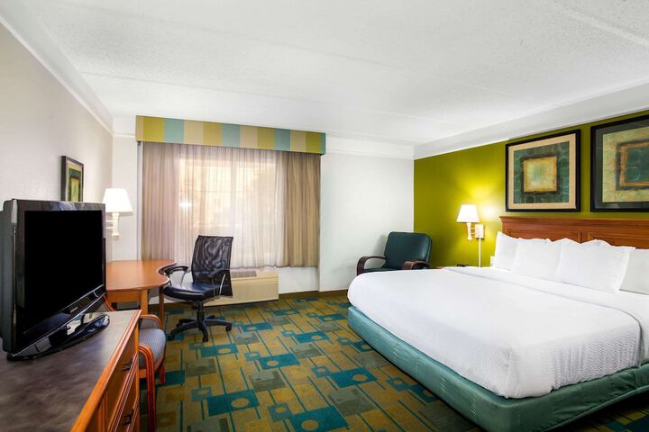 Room 22 of 30