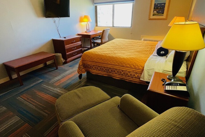 Room 18 of 52