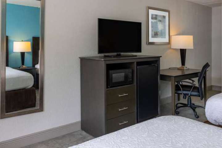 Room 119 of 156