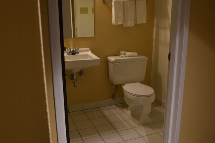 Pacific Inn