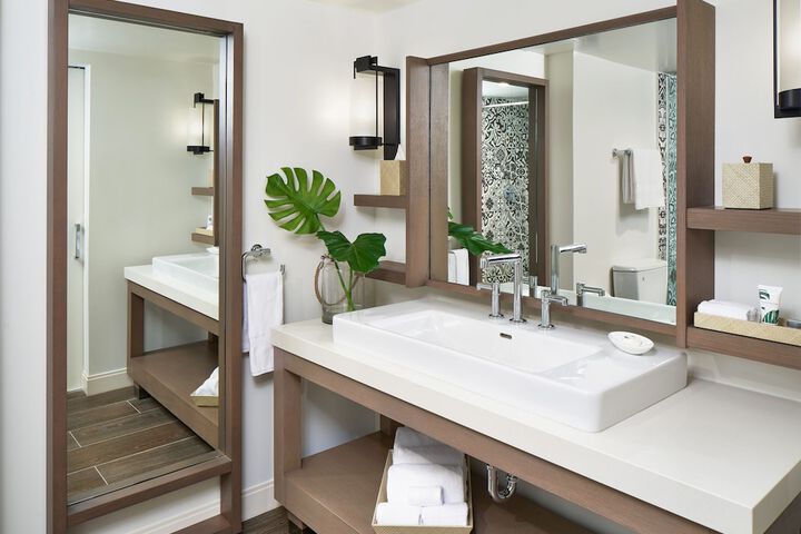 Bakers Cay Resort Key Largo Curio Collection by Hilton