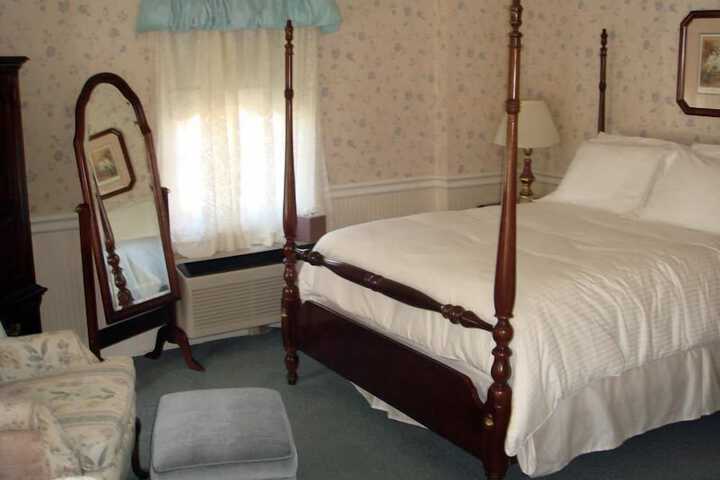 Room 45 of 65
