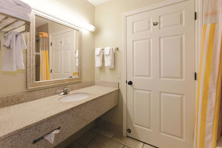 Room 32 of 78