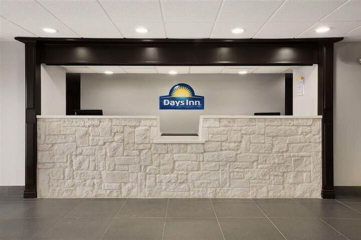 Hotel Kinder Express Near Coushatta Resort