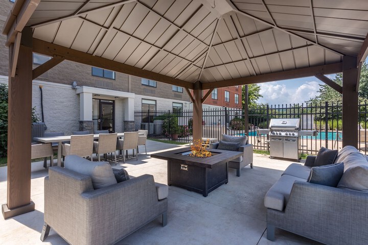 Terrace/Patio 44 of 45