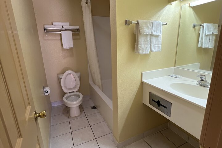 Room 19 of 19